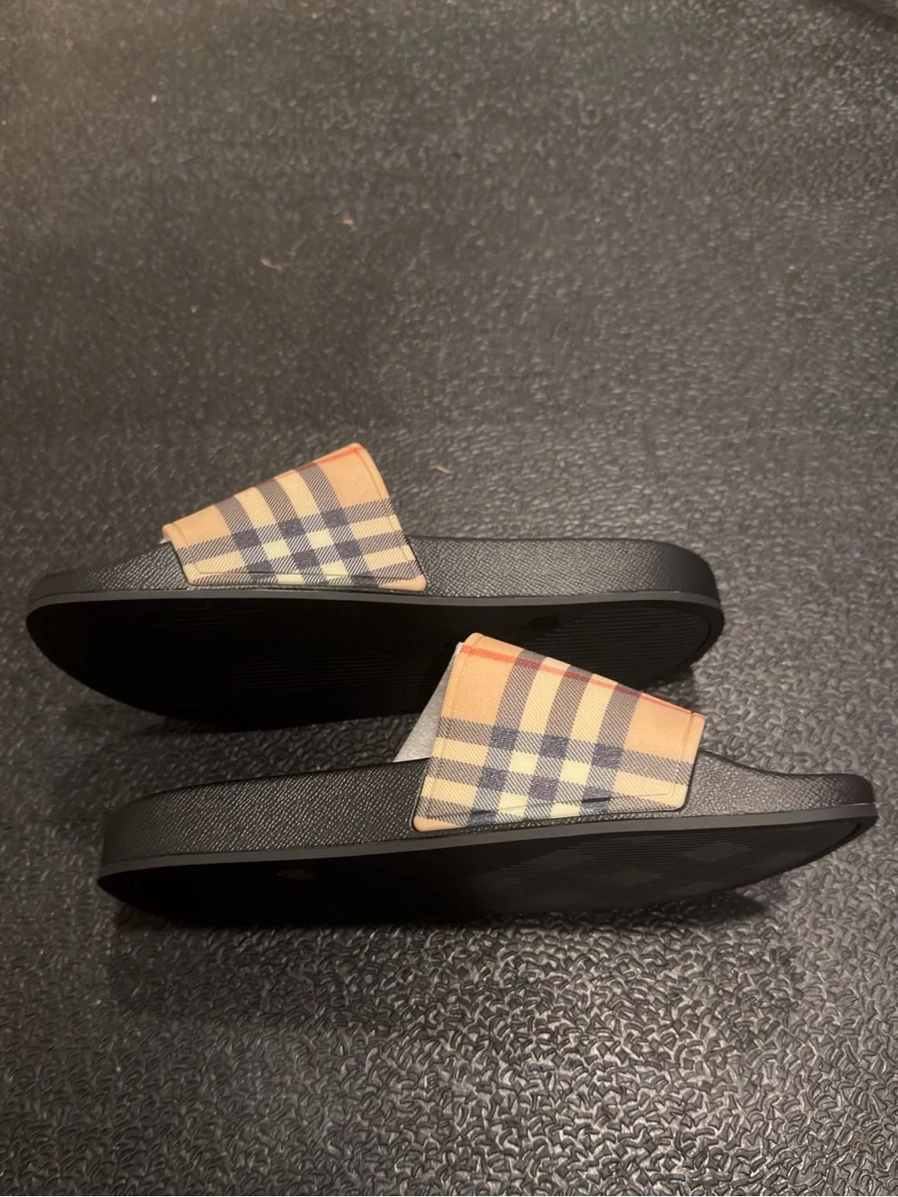 Burberry Women’s Check Slides Size 8.5